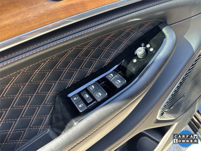 2022 Jeep Grand Cherokee Summit Reserve