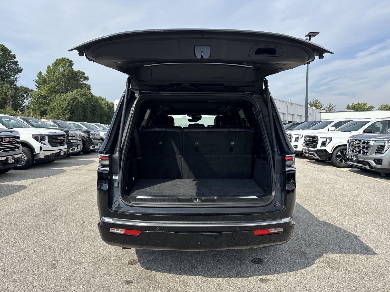 2022 Jeep Grand Wagoneer Series I