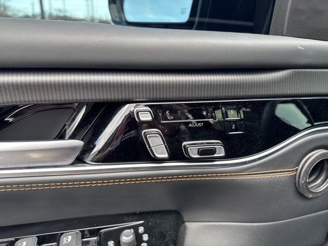 2024 Jeep Grand Wagoneer Series III Obsidian