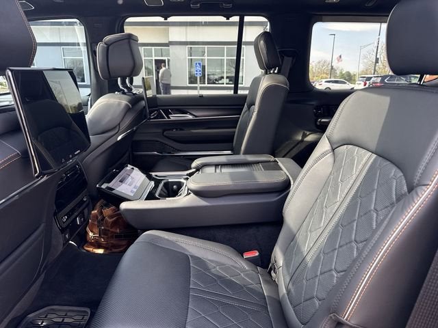 2024 Jeep Grand Wagoneer Series III Obsidian