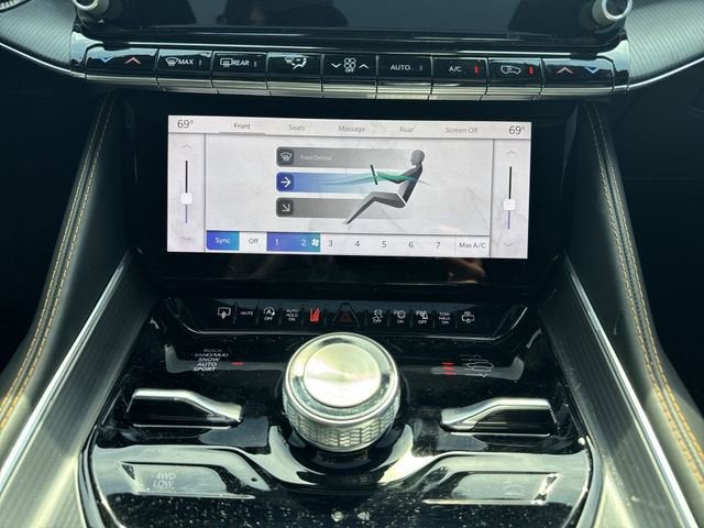 2024 Jeep Grand Wagoneer Series III Obsidian