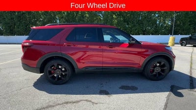 2022 Ford Explorer ST