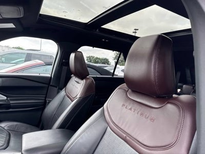 2023 Ford Explorer Platinum