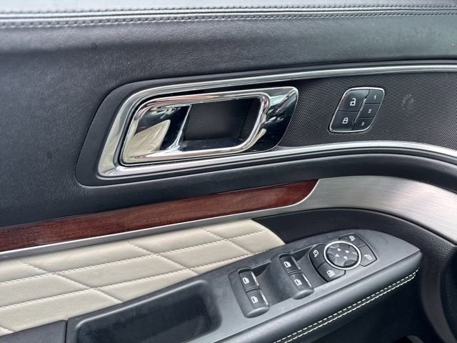 2017 Ford Explorer Platinum