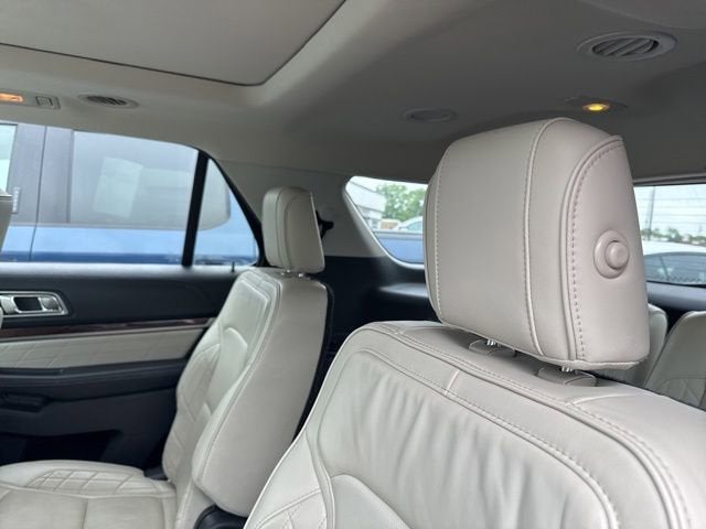2017 Ford Explorer Platinum