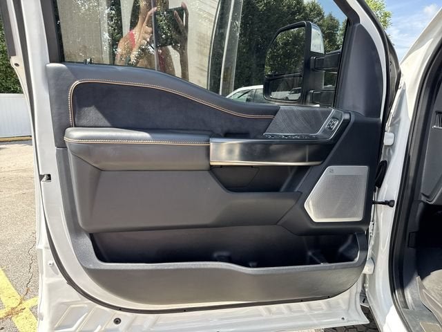 2024 Ford Super Duty F-350 SRW Platinum
