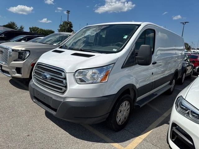 2018 Ford Transit Van T-250 130" Low Rf 9000 GVWR Swing-Out RH Dr