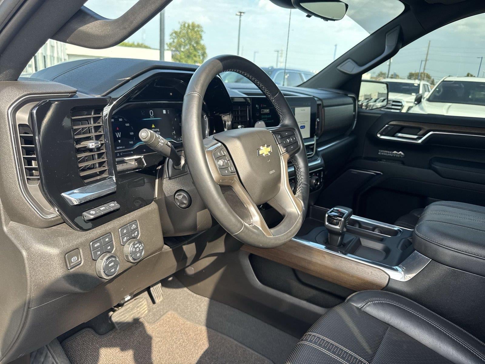 2023 Chevrolet Silverado 1500 High Country