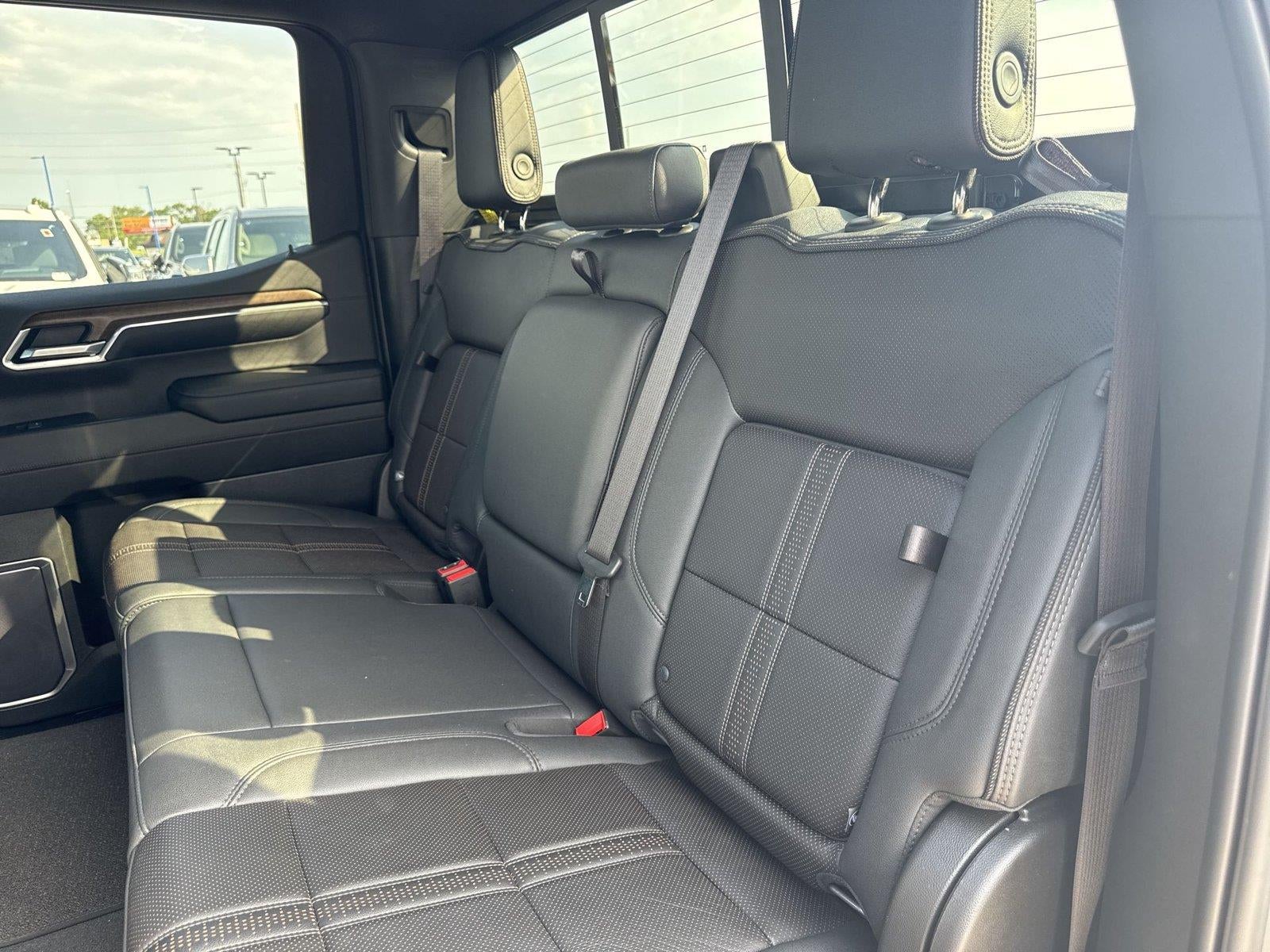 2023 Chevrolet Silverado 1500 High Country