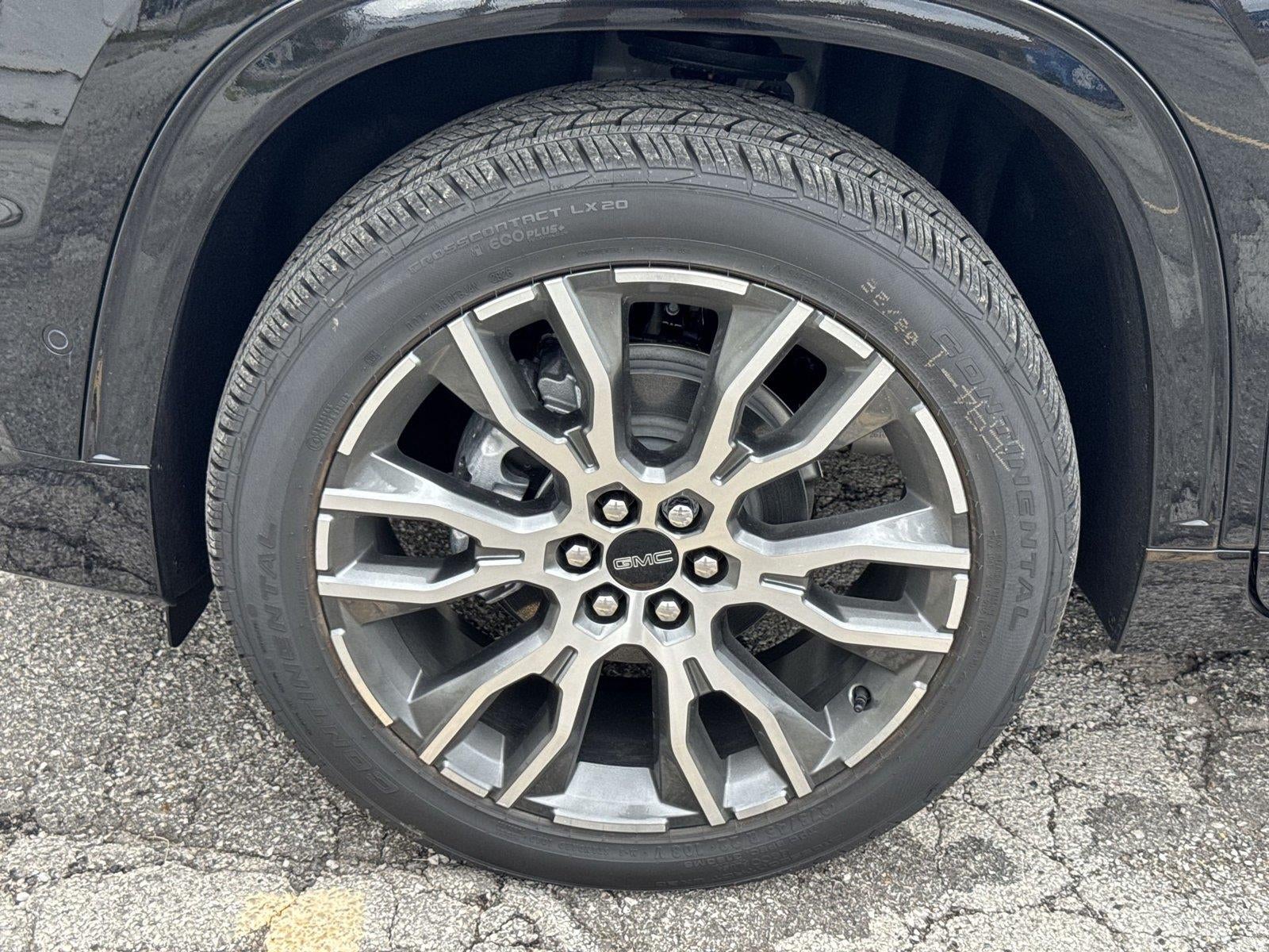 2027 GMC Acadia Denali Ultimate