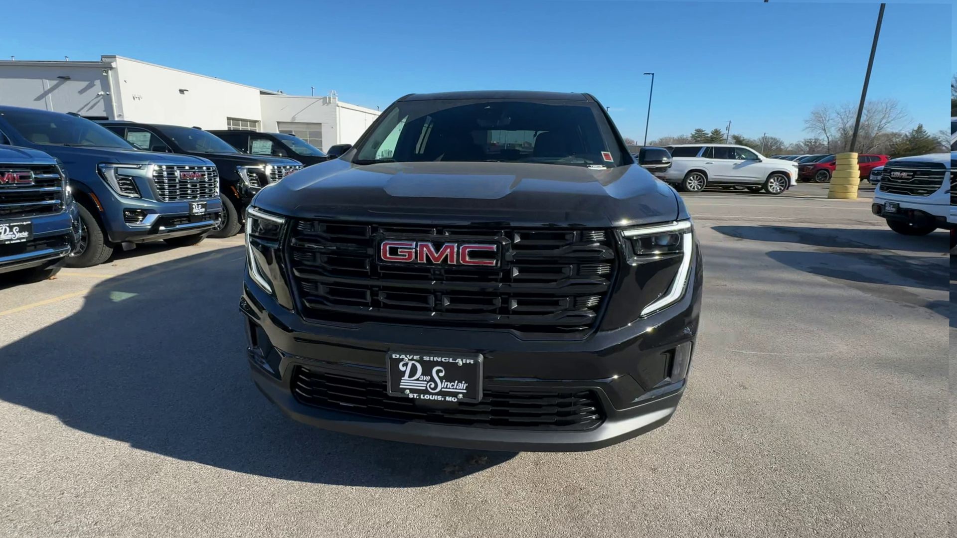 2026 GMC Acadia Elevation