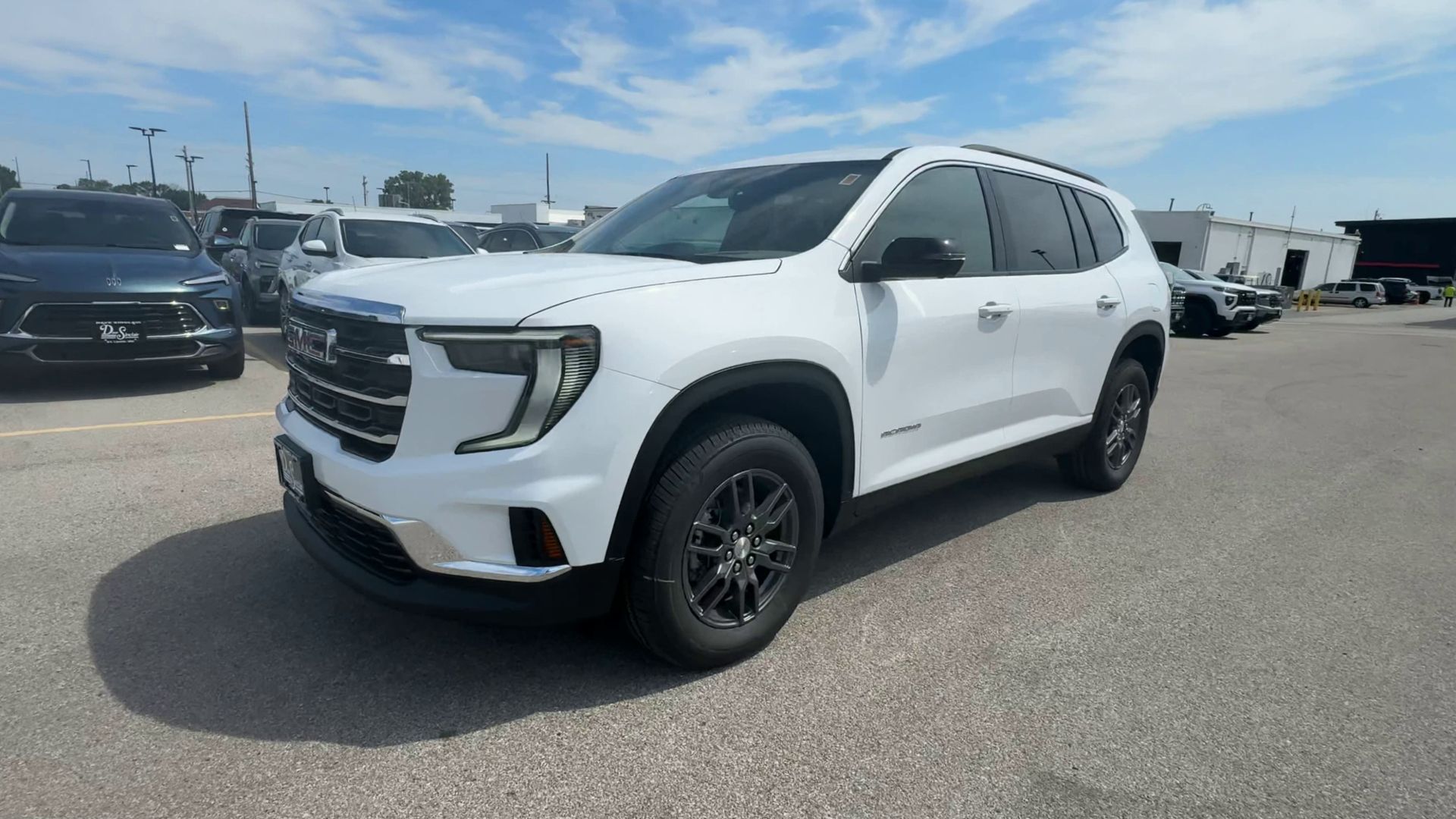 2026 GMC Acadia Elevation