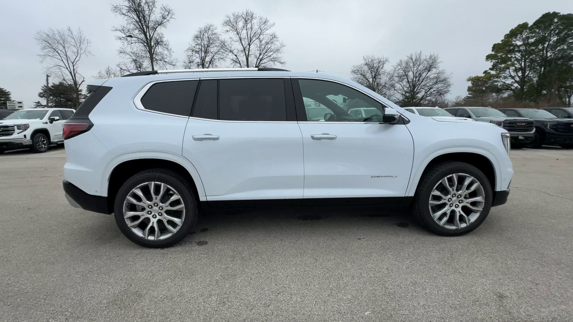 2026 GMC Acadia Denali