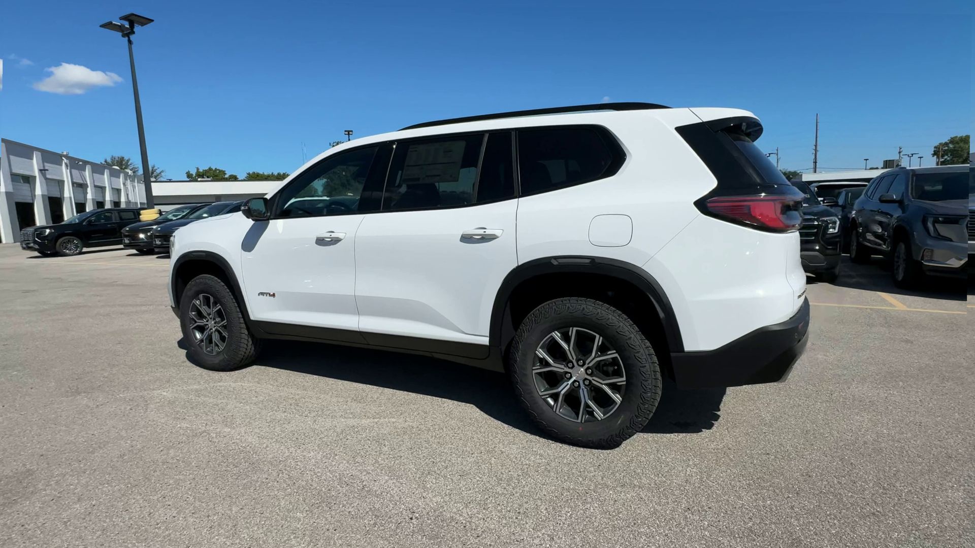 2026 GMC Acadia AT4