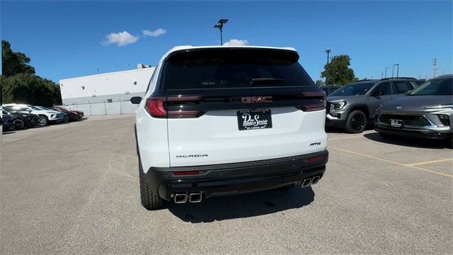 2026 GMC Acadia AT4