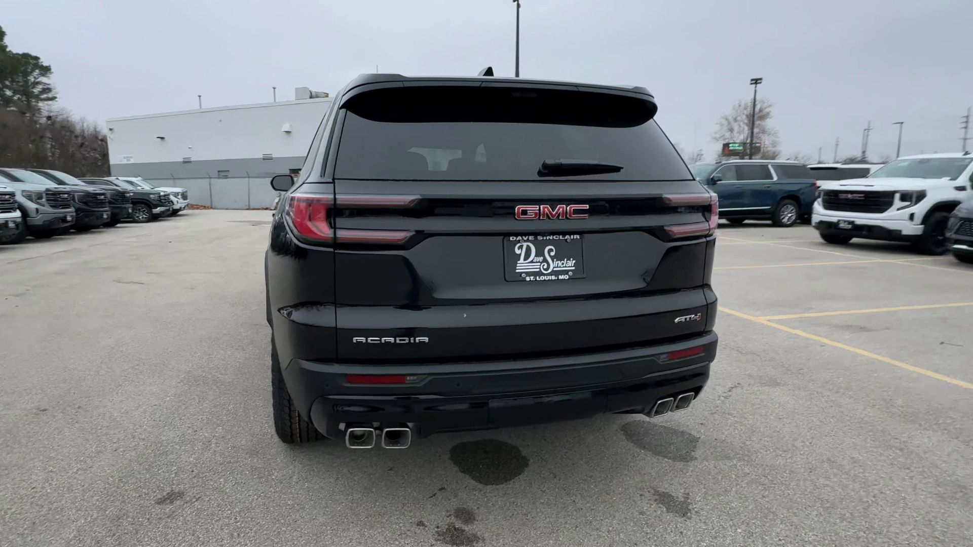 2026 GMC Acadia AT4