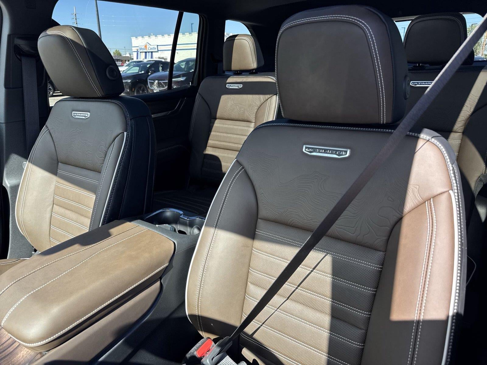 2027 GMC Acadia Denali Ultimate - Photo 11