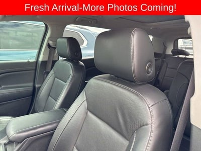 2020 GMC Acadia SLT