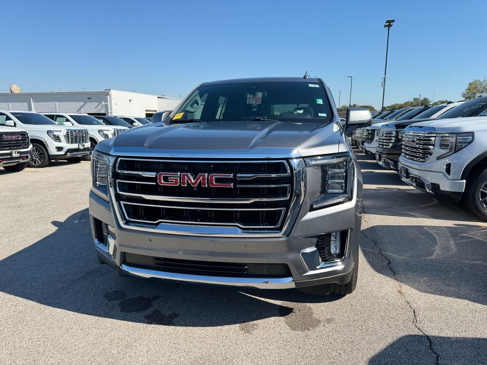 2021 GMC Yukon SLT
