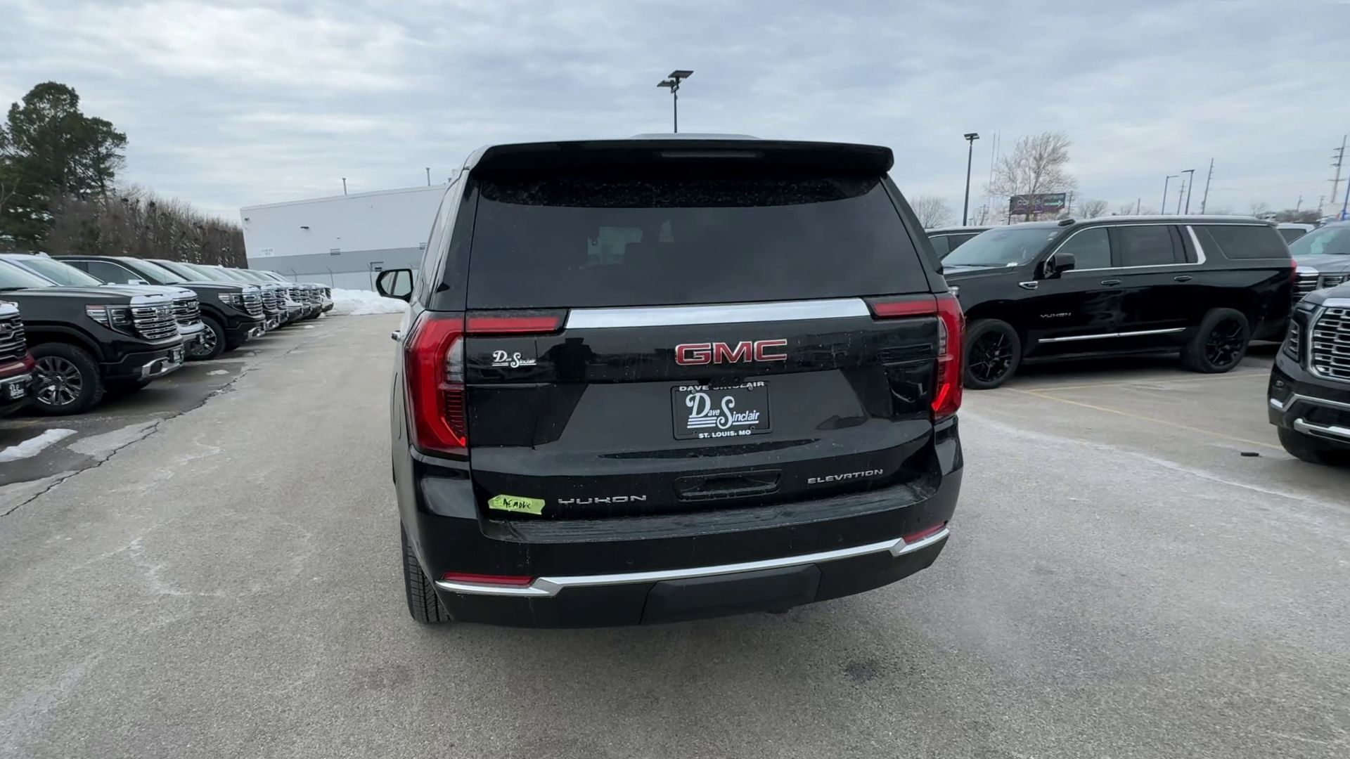 2026 GMC Yukon Elevation