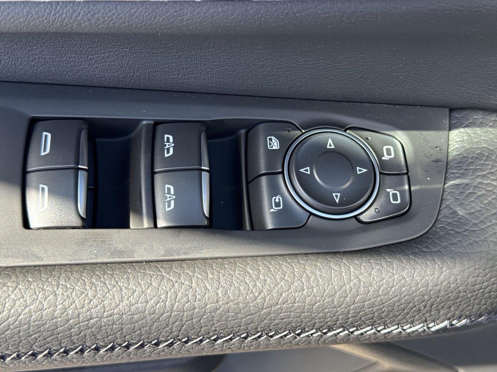 2027 GMC Yukon Denali