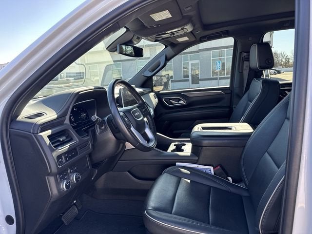 2023 GMC Yukon XL SLT