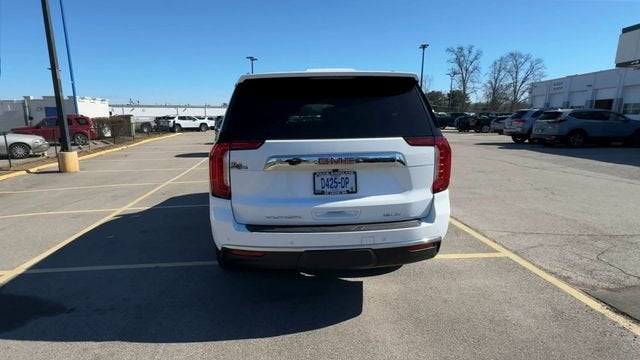 2023 GMC Yukon XL SLT