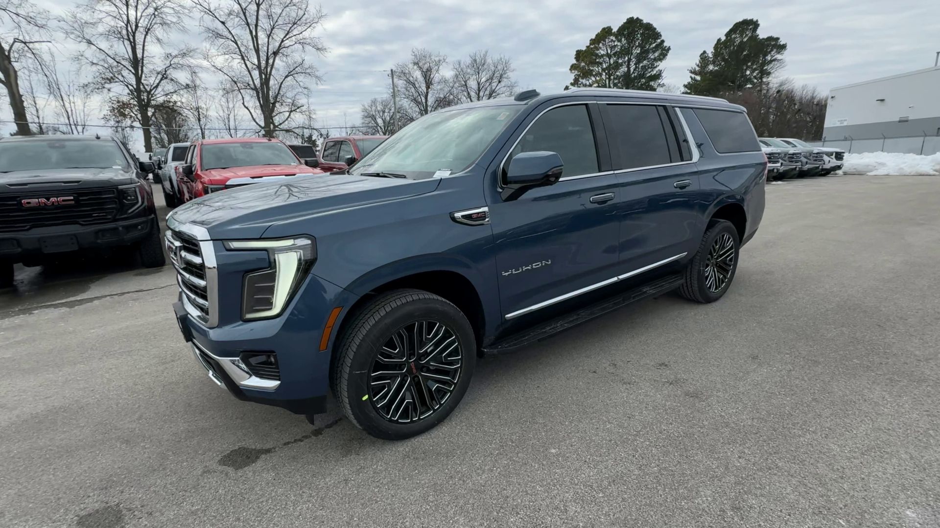 2026 GMC Yukon XL Elevation
