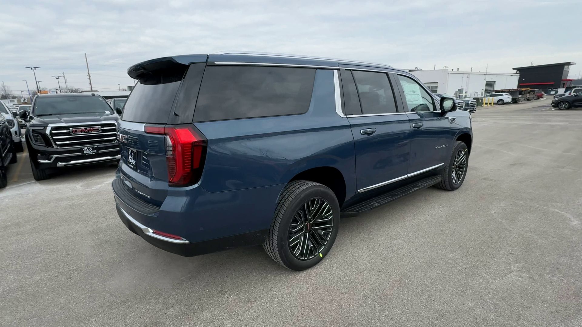 2026 GMC Yukon XL Elevation