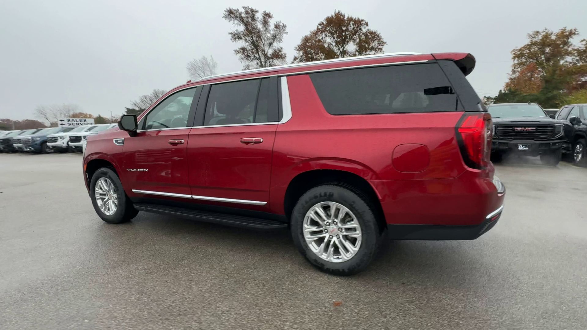 2023 GMC Yukon XL SLT