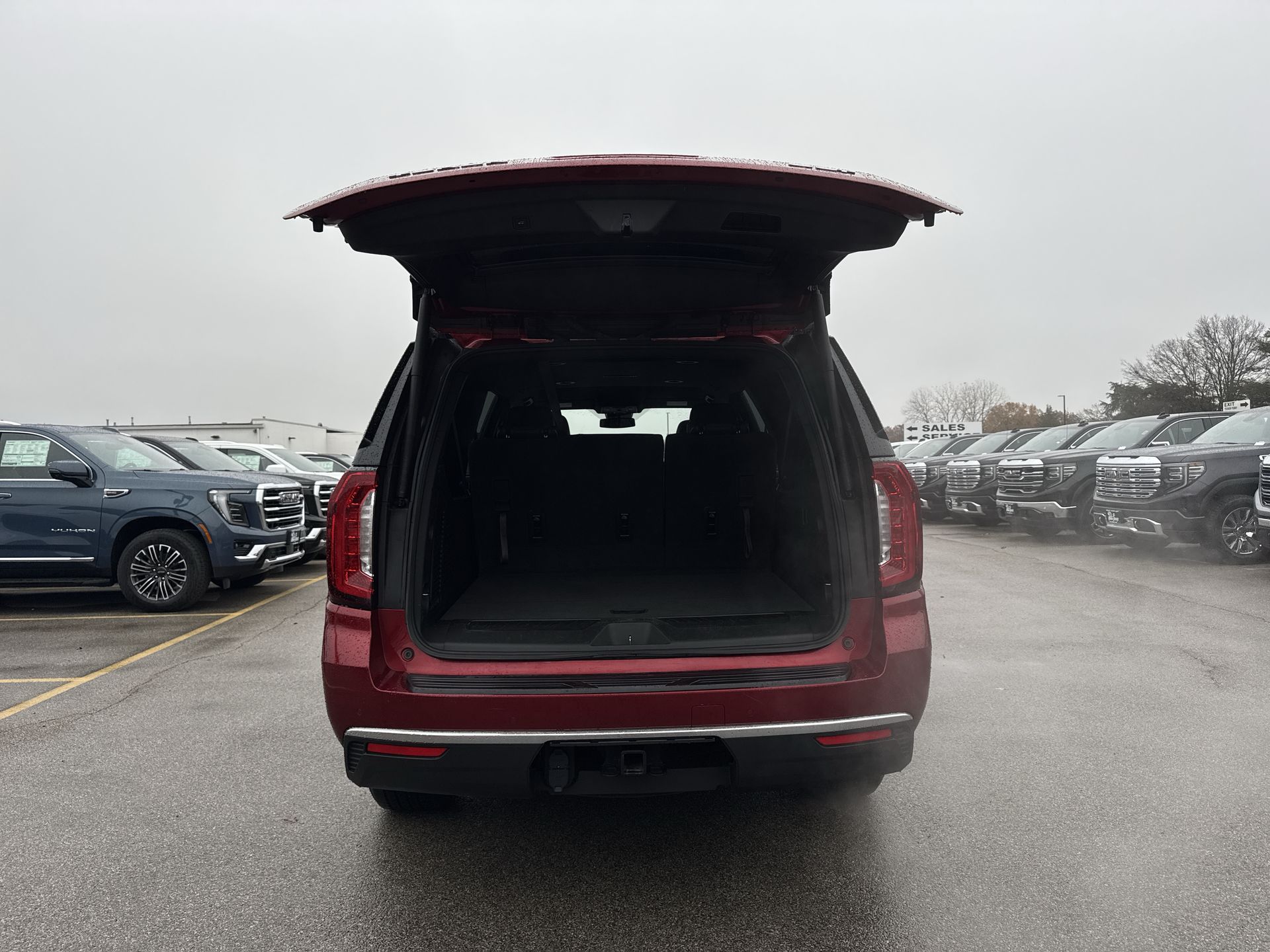 2023 GMC Yukon XL SLT