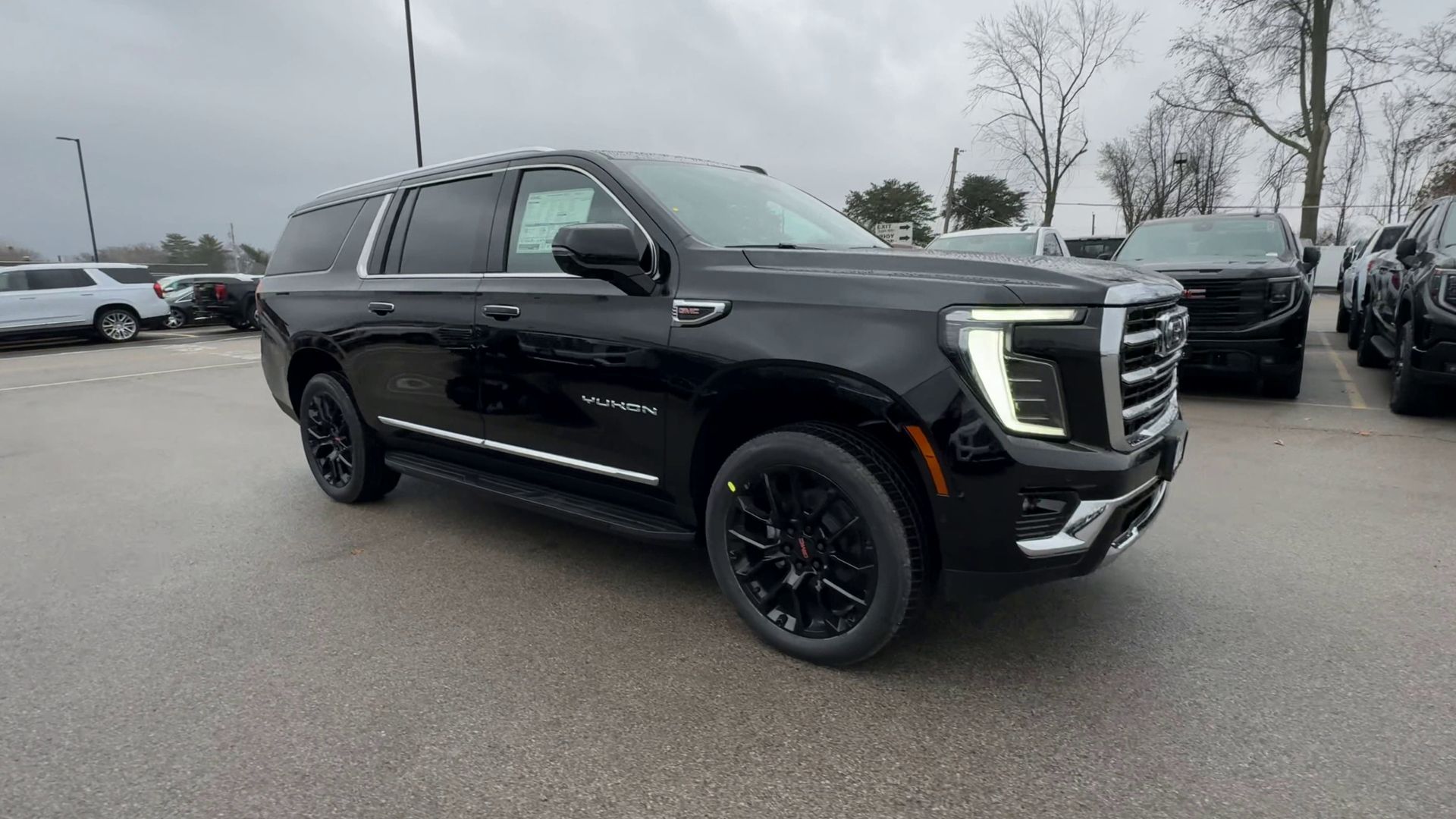 2026 GMC Yukon XL Elevation