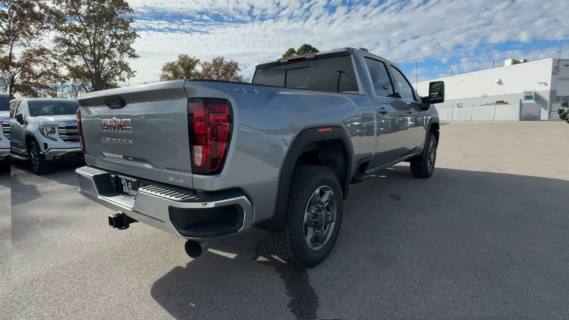 2026 GMC Sierra 2500 HD SLE