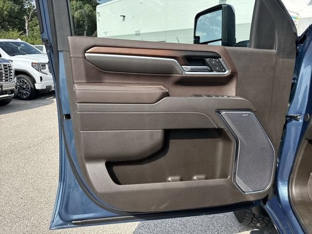 2025 GMC Sierra 2500 HD Denali