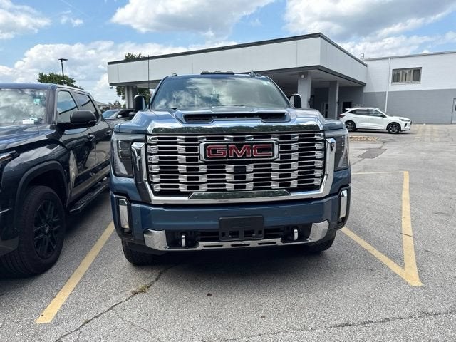 2025 GMC Sierra 2500 HD Denali