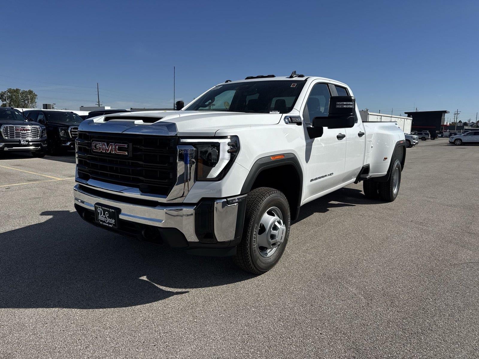 2026 GMC Sierra 3500 HD Pro DRW