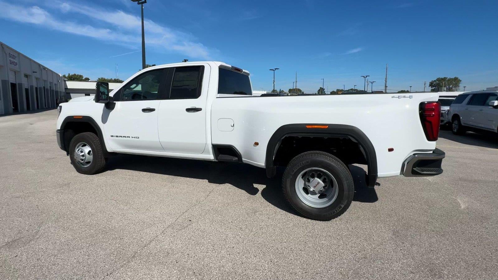 2026 GMC Sierra 3500 HD Pro DRW