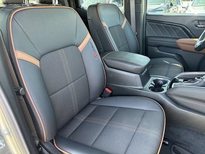 2025 GMC Canyon AT4