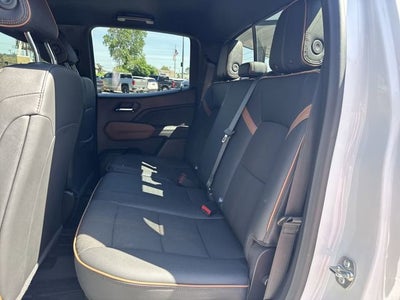 2024 GMC Canyon AT4