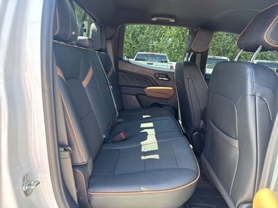 2024 GMC Canyon AT4