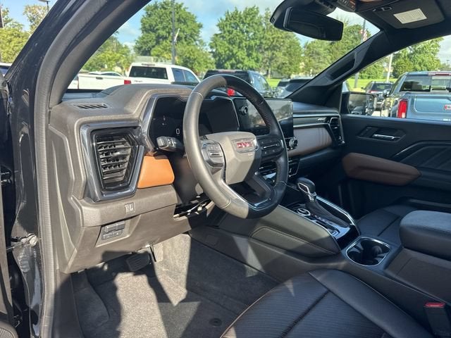 2023 GMC Canyon 4WD AT4