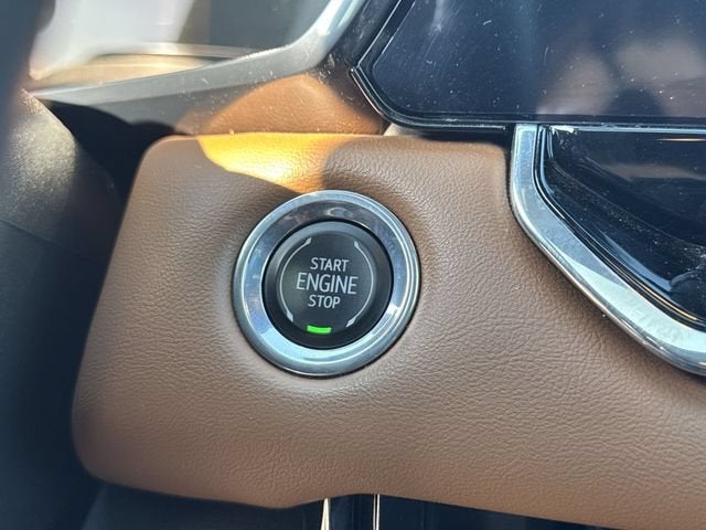 2023 GMC Canyon 4WD AT4