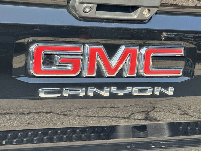 2023 GMC Canyon 4WD AT4
