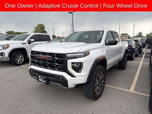 2024 GMC Canyon 4WD AT4 Crew Cab Short Box's photo