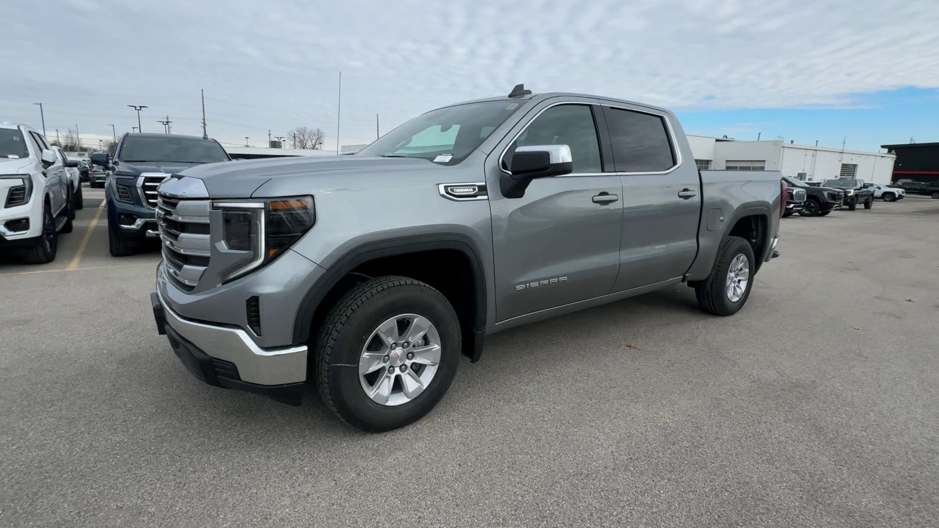 2026 GMC Sierra 1500 SLE