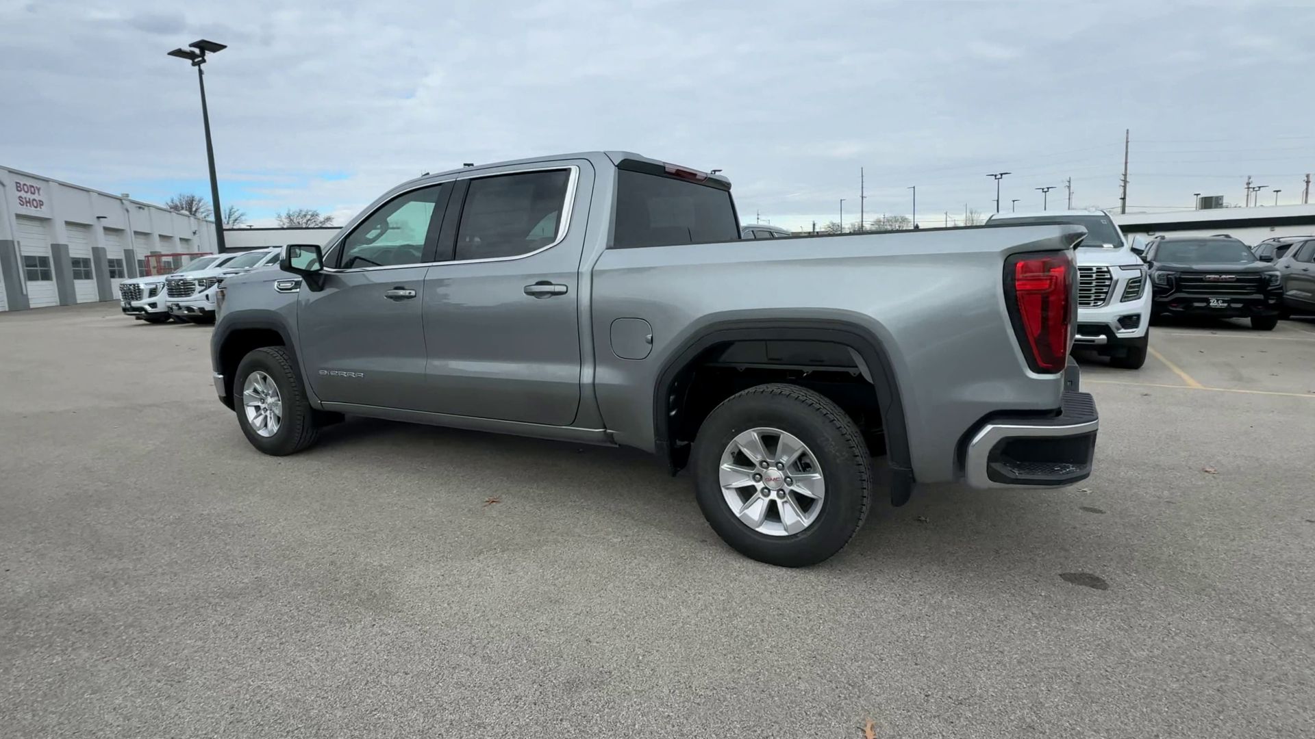 2026 GMC Sierra 1500 SLE