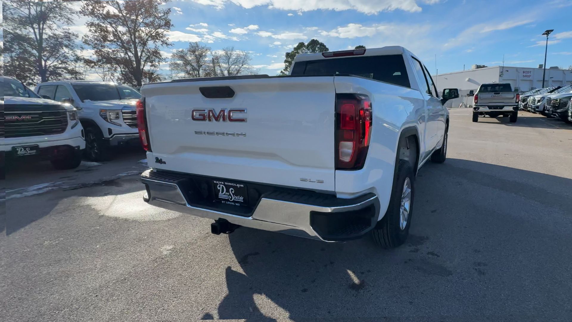 2026 GMC Sierra 1500 SLE
