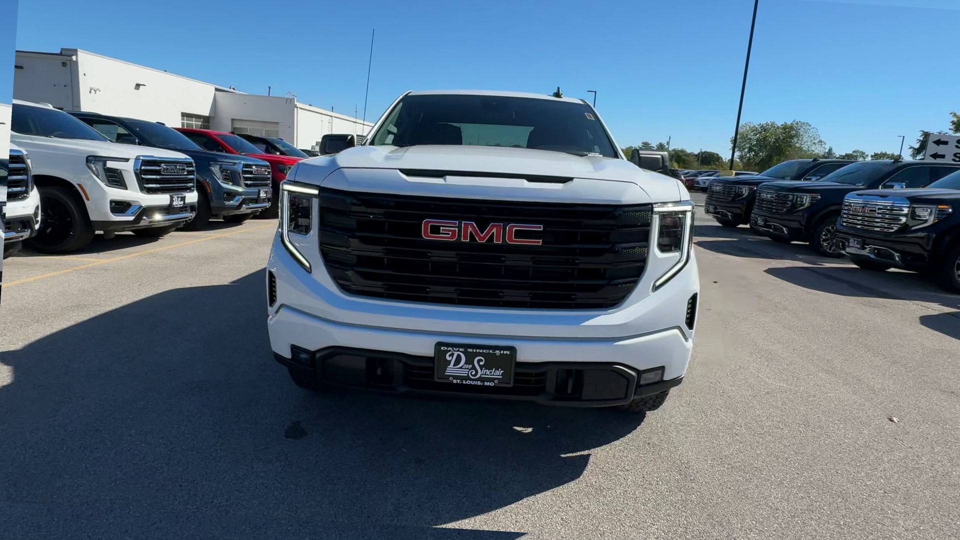 2026 GMC Sierra 1500 Elevation