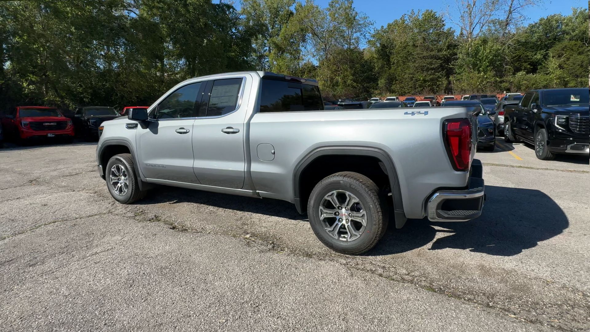 2026 GMC Sierra 1500 SLE