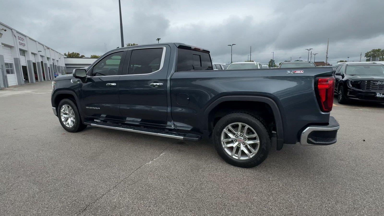 2021 GMC Sierra 1500 SLT